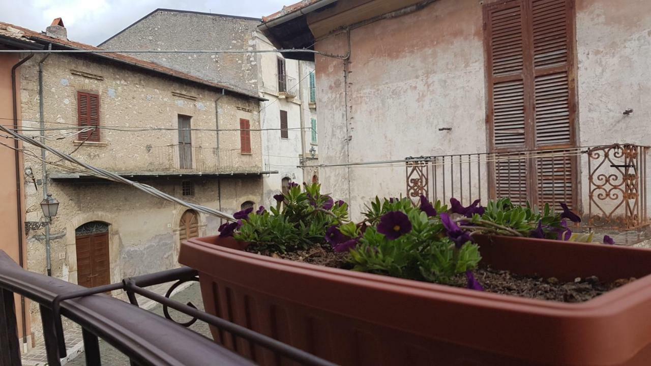 Scaccia Pensieri * Cerchio
