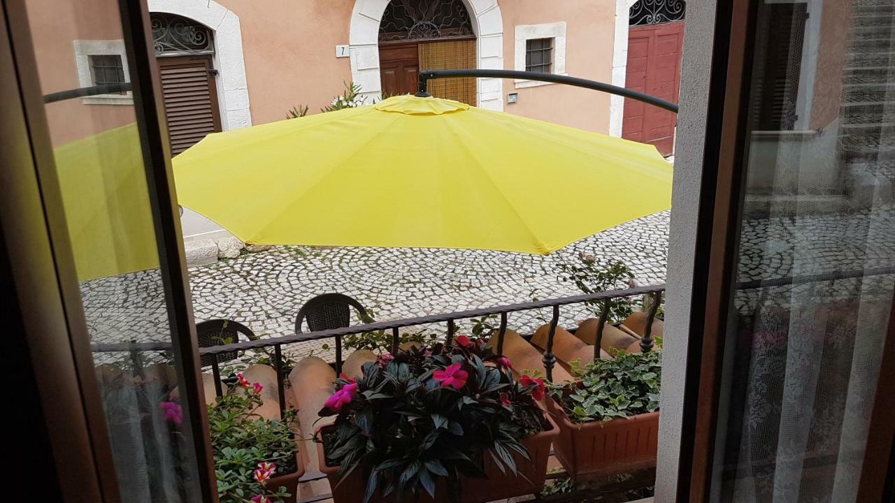 Scaccia Pensieri
