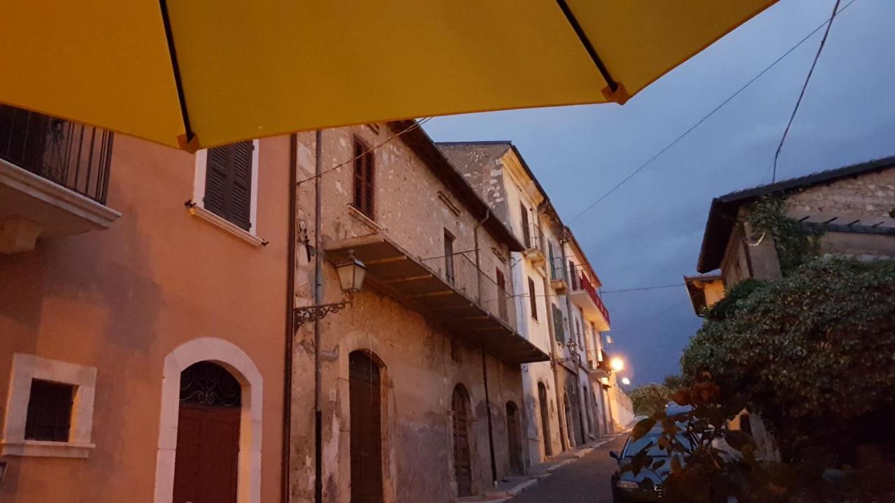 Scaccia Pensieri